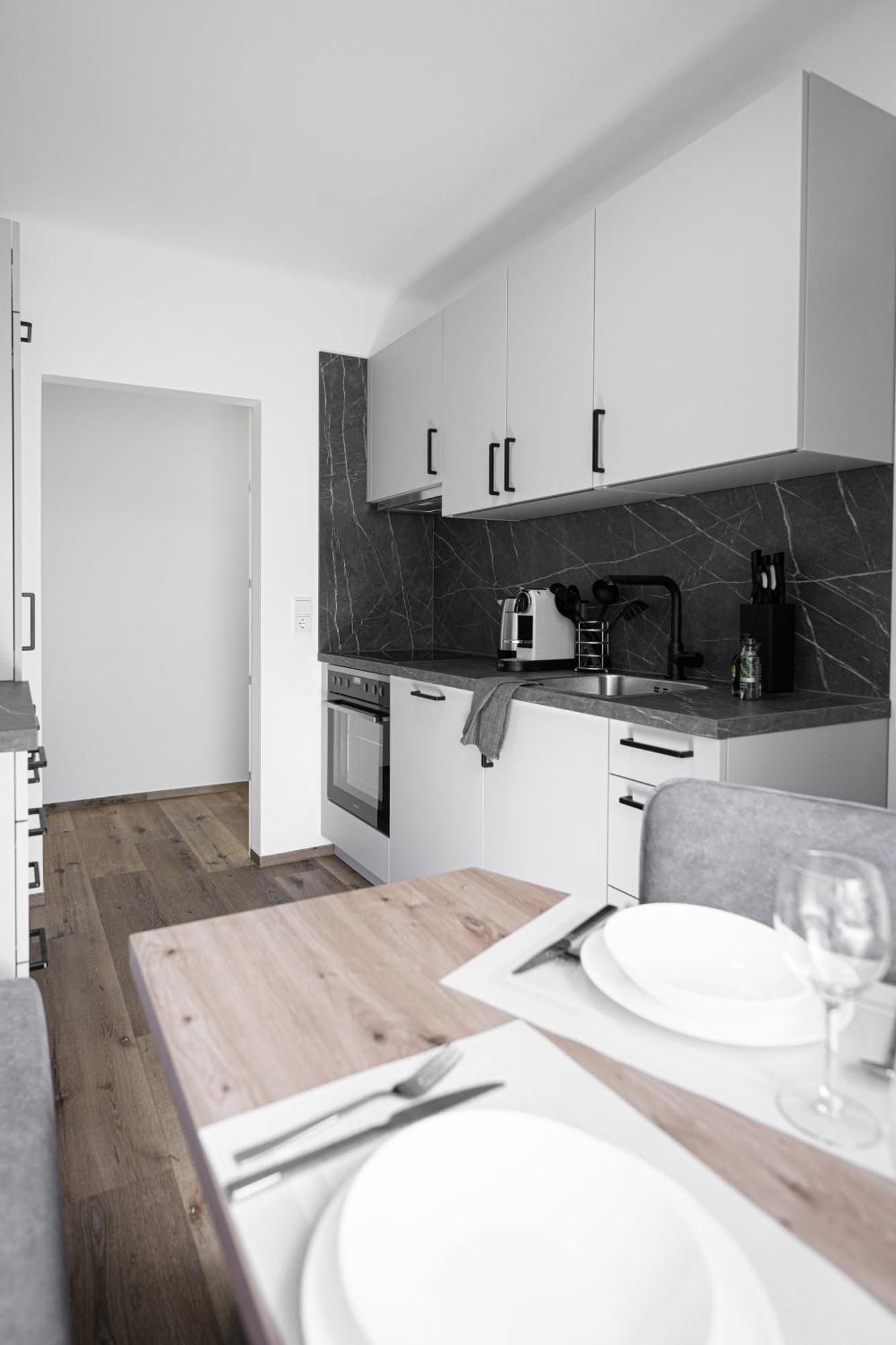 Luxury Sedda Bed, Nespresso, Netflix Lägenhet Linz Exteriör bild